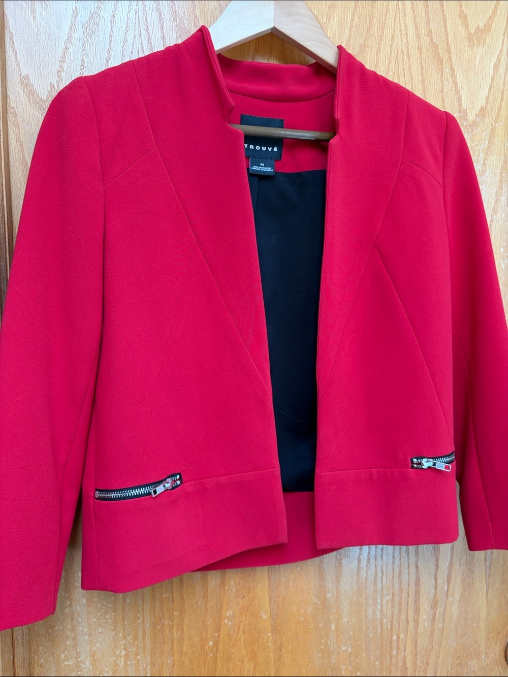 Trouve Women's Bright Red Cropped Open-Front Blazer